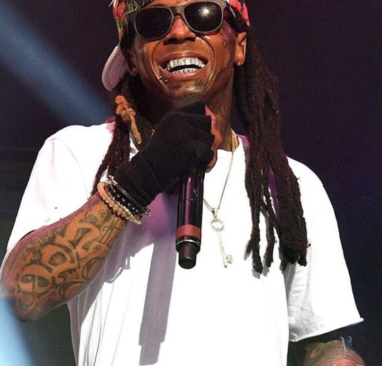 Celebrate love with Lil Wayne’s most heartfelt tracks for couples—a perfect playlist for romantic moments! 💕🎶
