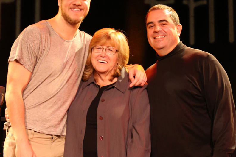 From humble beginnings to Hollywood stardom: @DanReynolds opens up about his parents’ strict upbringing! 🌟